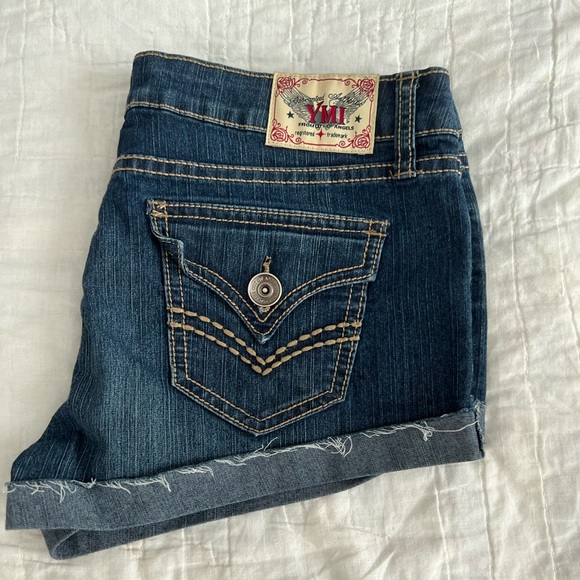YMI cut off Jean shorts size 7 - Picture 3 of 4